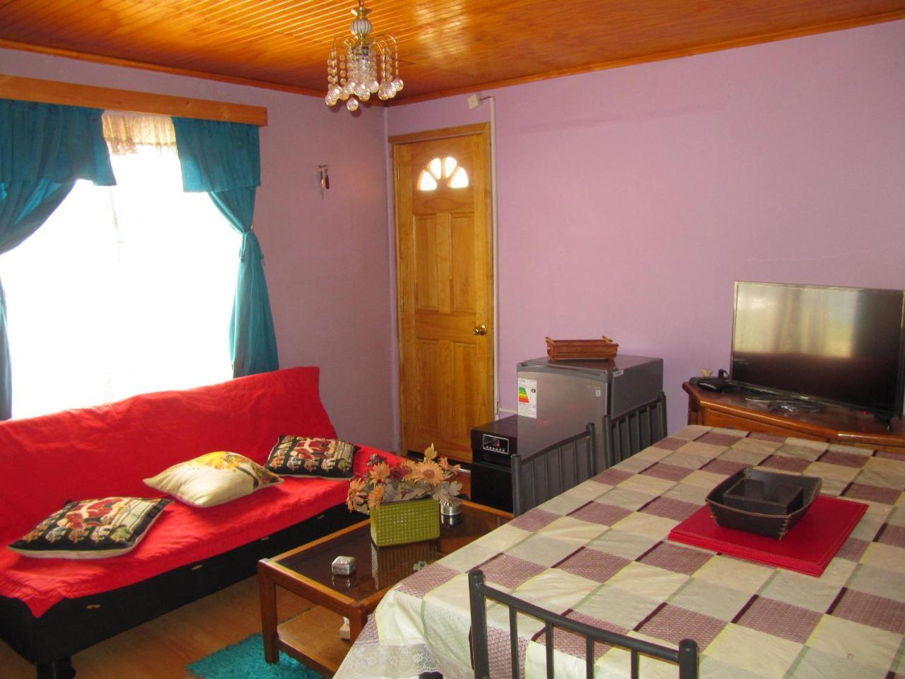 Hospedaje Los Cipreses Coyhaique Dış mekan fotoğraf
